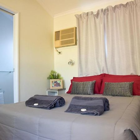Mataranka Roadhouse Motel Exterior photo